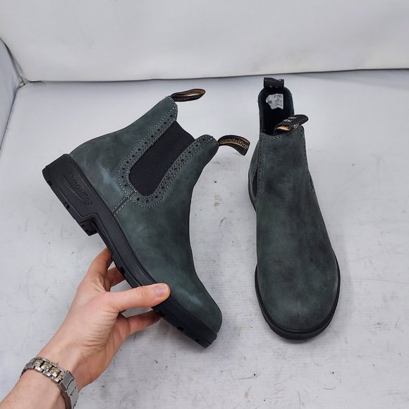 Blundstone Shoes - Blundstone Chelsea Rustic Black Tall Boot